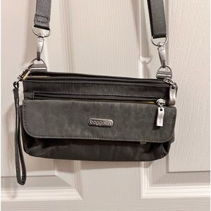 Baggallini travel bag